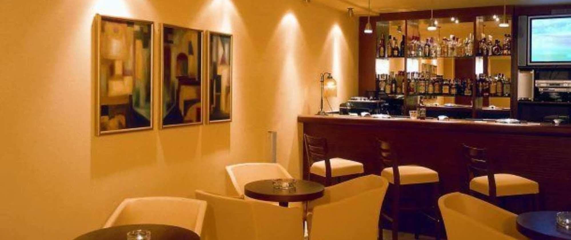 Hotel Marion Loutráki Esterno foto
